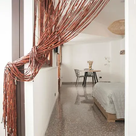 Live And Italy Apartment *